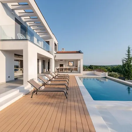 Villa La Guardia Istria ***** Sumber