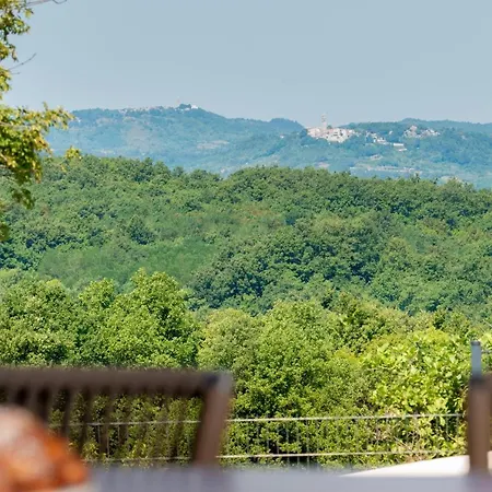 La Guardia Istria ***** *