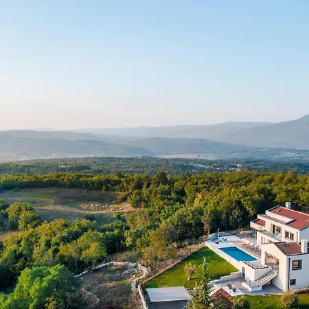 La Guardia Istria ***** * Šumber